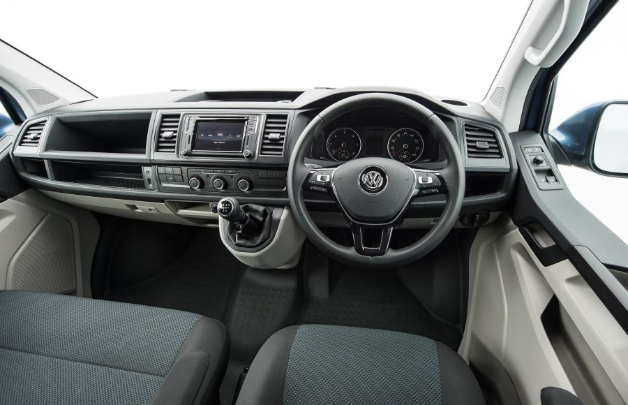 Торпедо Volkswagen Transporter Kasten (T6) 2015 года  (UK) (фото 10 из 38)